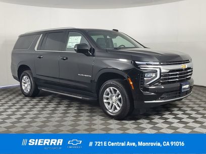 New 2026 Chevrolet Suburban LT w/ Comfort Package