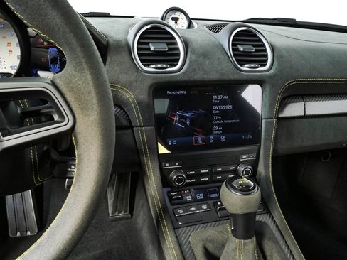 Certified 2025 Porsche 718 Boxster Spyder RS RWD image 13