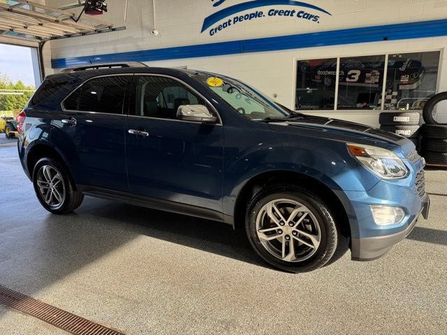 Used 2017 Chevrolet Equinox Premier w/ Enhanced Convenience Package FWD image 11