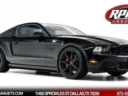 Used 2013 Ford Mustang GT Premium w/ Security Pkg RWD image 1