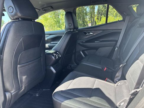 Used 2024 Chevrolet Blazer EV LT AWD/4WD image 17