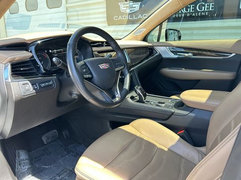 Used 2022 Cadillac XT6 Premium Luxury w/ Platinum Package AWD/4WD image 10