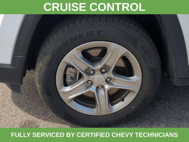 Used 2024 Jeep Compass Latitude AWD/4WD image 16