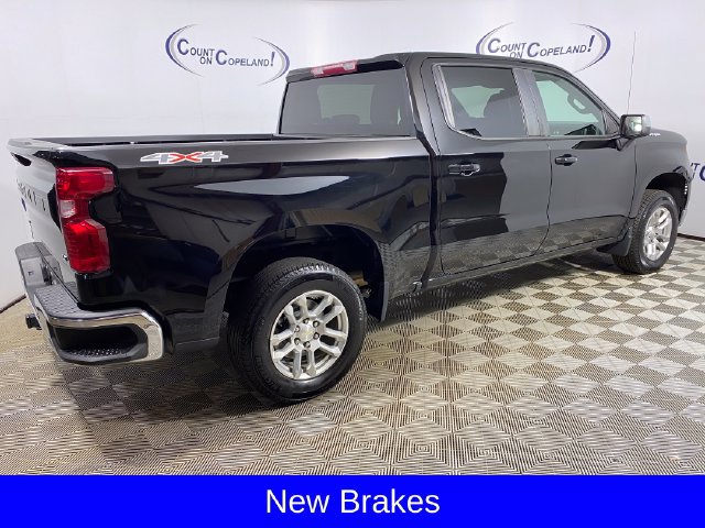 Certified 2022 Chevrolet Silverado 1500 LT AWD/4WD image 7