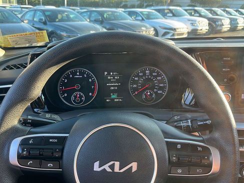 Used 2023 Kia K5 LXS FWD image 13