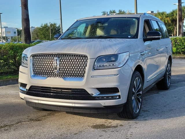 Certified 2021 Lincoln Navigator Reserve w/ Luxury Package AWD/4WD image 3