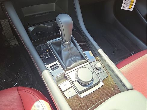 New 2026 MAZDA MAZDA3 Carbon image 28