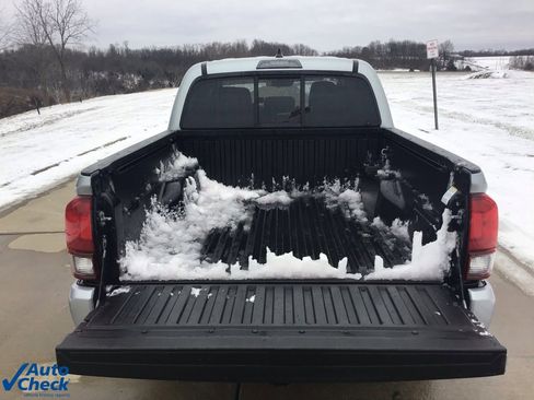 Used 2023 Toyota Tacoma SR image 5