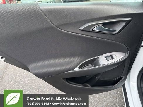 Used 2023 Chevrolet Malibu LT image 28