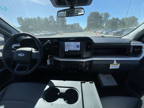 New 2025 Ford F350 XL w/ XL Chrome Package image 12