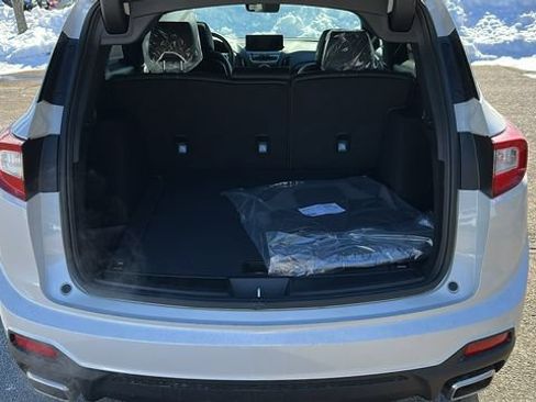 New 2026 Acura RDX SH-AWD image 25
