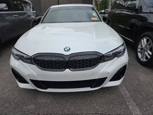 Used 2022 BMW M340i xDrive w/ Premium Package image 11