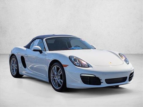 Used 2015 Porsche Boxster S RWD image 3