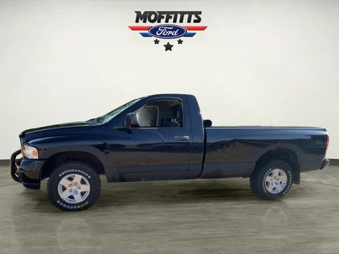 Used 2004 Dodge Ram 1500 Truck SLT w/ Sport Appearance Group AWD/4WD image 2