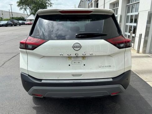 Used 2023 Nissan Rogue SV AWD/4WD image 4