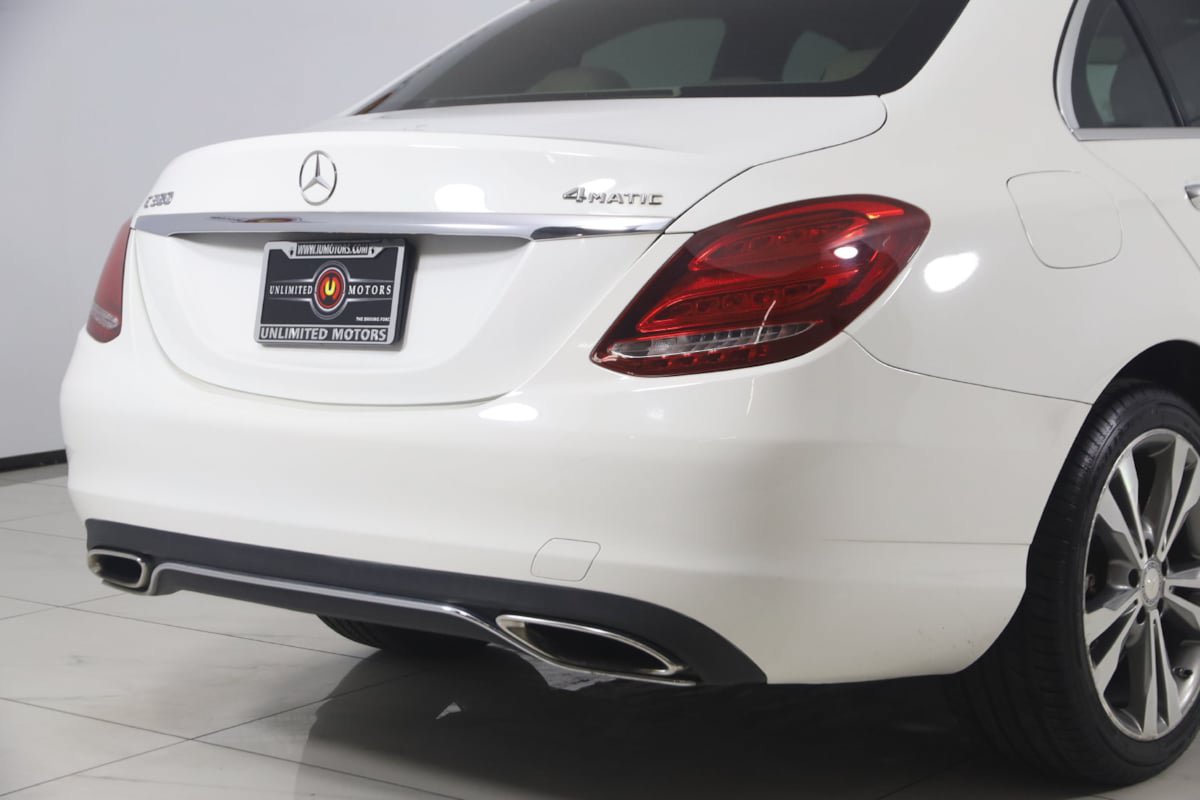 Used 2015 Mercedes-Benz C 300 4MATIC Sedan image 38