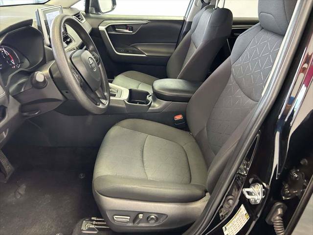 Certified 2025 Toyota RAV4 XLE AWD/4WD image 15