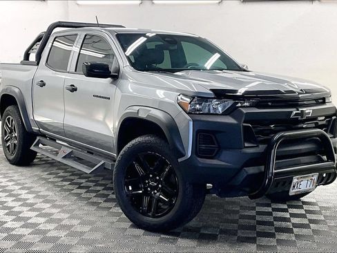 Used 2023 Chevrolet Colorado Trail Boss AWD/4WD image 12