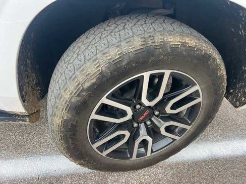 Used 2021 GMC Yukon AT4 w/ AT4 Premium Package image 21