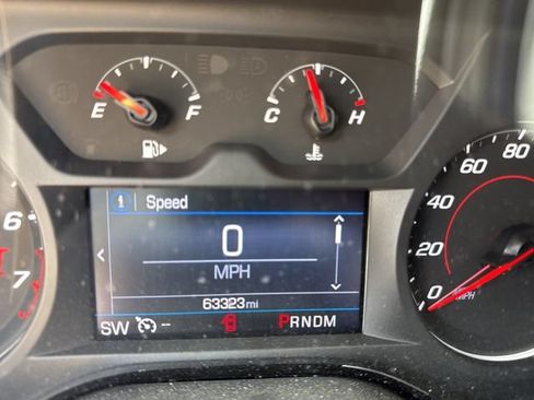 Used 2023 Chevrolet Camaro LT RWD image 6