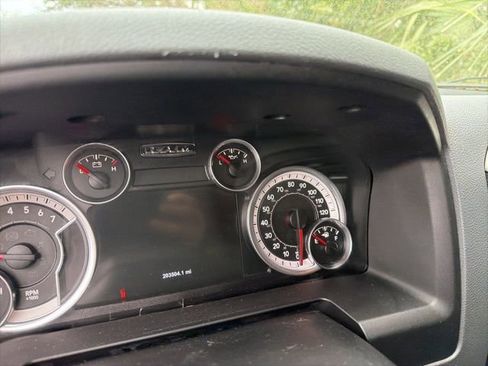 Used 2015 RAM 1500 Classic SLT image 15