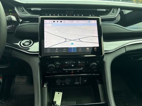 Used 2022 Jeep Grand Cherokee Trailhawk w/ Advanced Protech Group II image 23