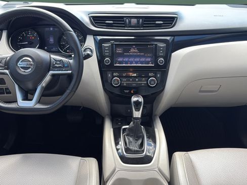 Used 2021 Nissan Rogue Sport SL w/ Premium Package AWD/4WD image 19
