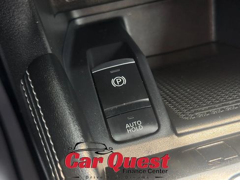 Used 2021 Nissan Kicks SV FWD image 26