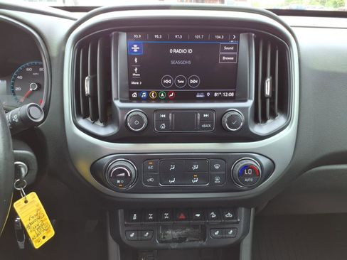 Used 2021 Chevrolet Colorado ZR2 image 19