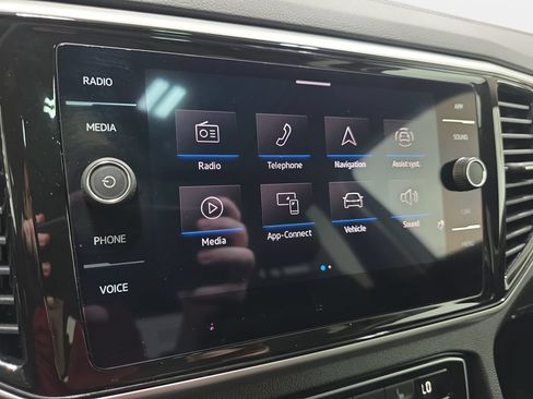 Used 2023 Volkswagen Atlas SE w/ Panoramic Sunroof Package AWD/4WD image 20