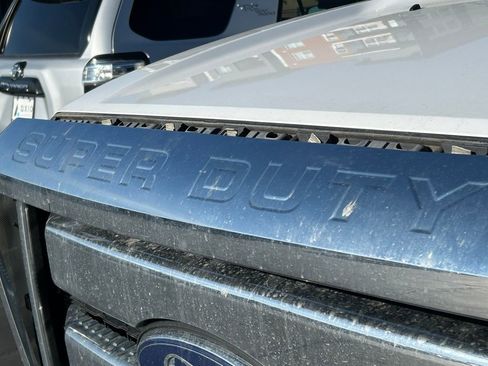 Used 2015 Ford F350 XLT w/ Snow Plow Prep Package image 6