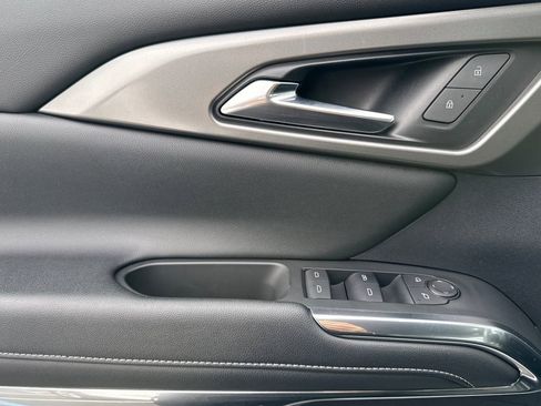 Certified 2024 Chevrolet Traverse LT image 10