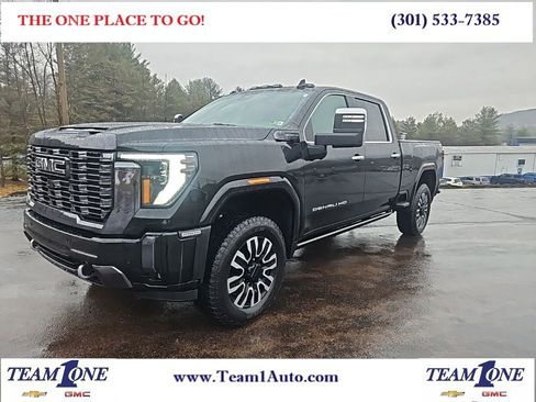 Used 2024 GMC Sierra 2500 Denali Ultimate w/ Max Trailering Package image 1