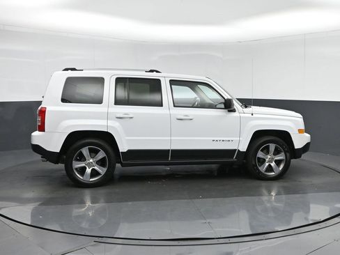 Used 2017 Jeep Patriot High Altitude image 8