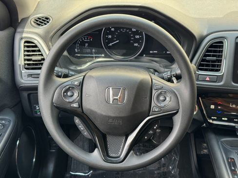Used 2022 Honda HR-V EX image 19