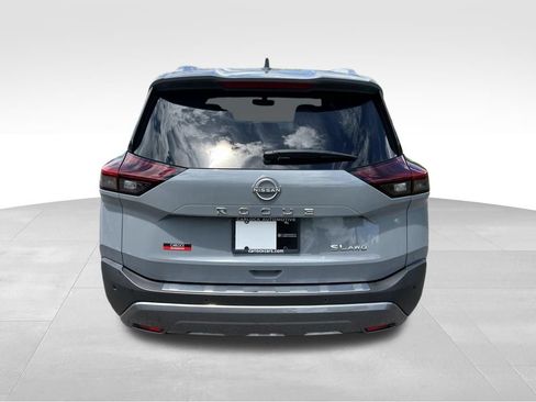 Used 2023 Nissan Rogue SL AWD/4WD image 6
