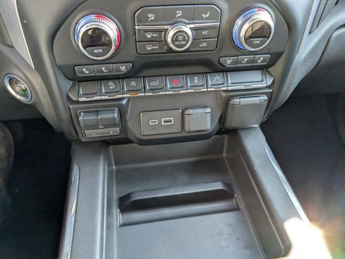 Used 2019 GMC Sierra 1500 SLT w/ SLT Premium Package image 22