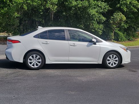 Used 2024 Toyota Corolla LE FWD image 8