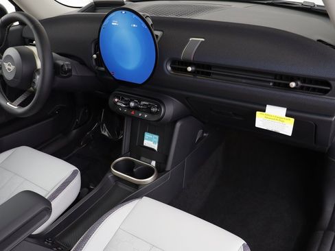 New 2026 MINI Cooper 2-Door Hardtop image 19