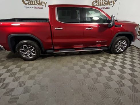 Certified 2025 GMC Sierra 1500 SLT w/ SLT Premium Plus Package AWD/4WD image 9