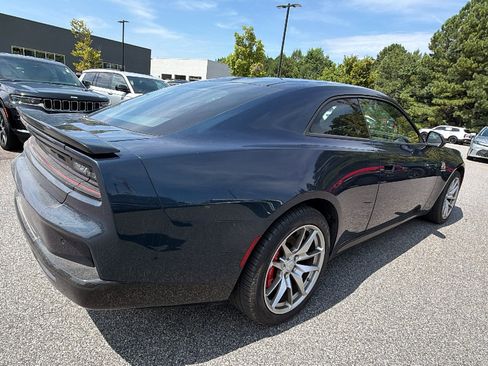 Used 2024 Dodge Charger Daytona Scat Pack w/ Plus Group AWD/4WD image 8