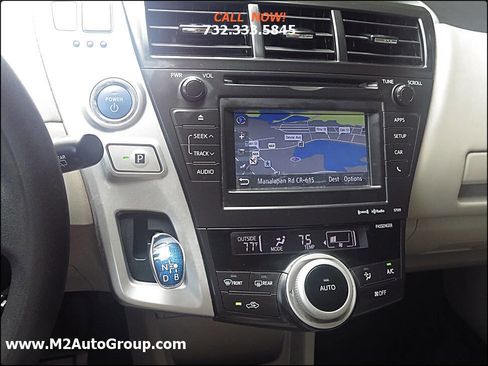 Used 2012 Toyota Prius V Five image 10