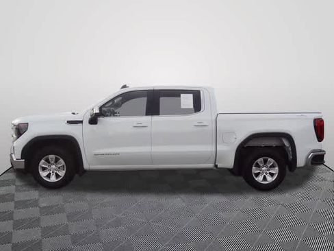 Used 2024 GMC Sierra 1500 SLE AWD/4WD image 2