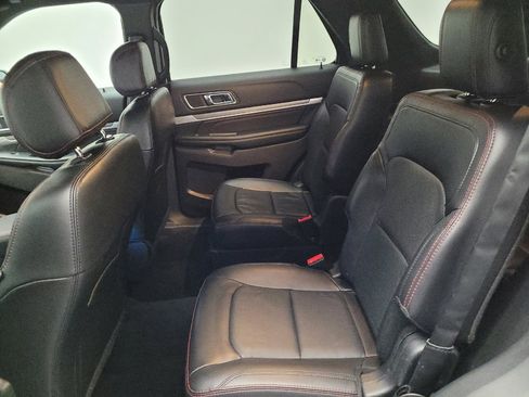 Used 2017 Ford Explorer Sport w/ Equipment Group 401A AWD/4WD image 18