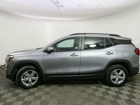 Used 2024 GMC Terrain SLE w/ Driver Convenience Package AWD/4WD image 6