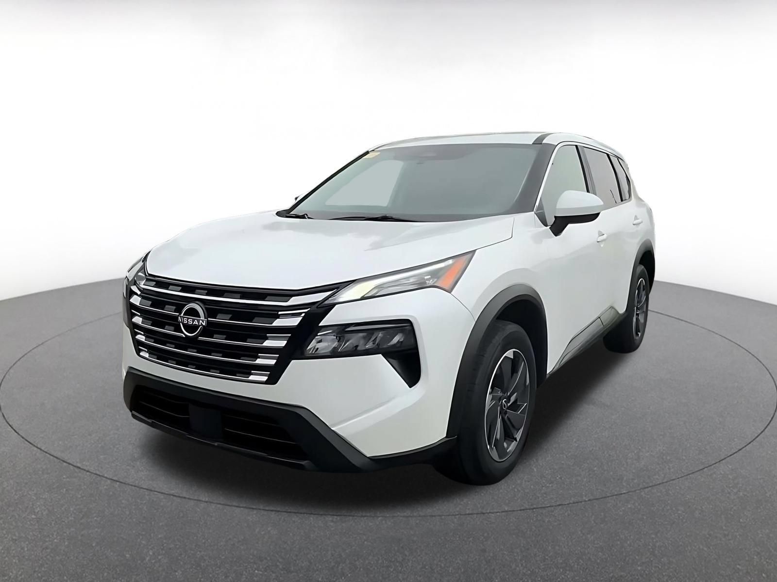 Used 2025 Nissan Rogue SV FWD image 6