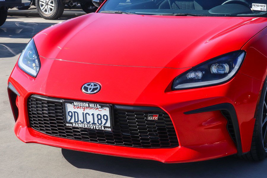Used 2023 Toyota GR86 w/ ALL Weather Mat Package (TMS) RWD image 9