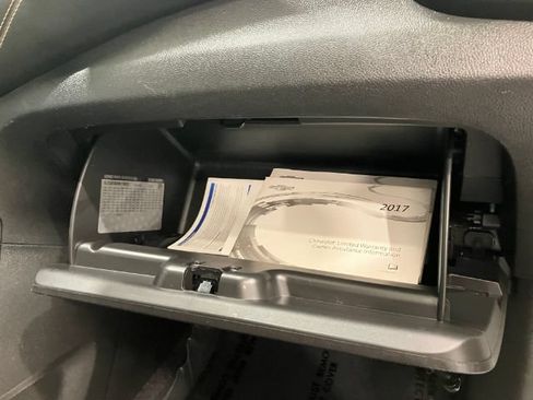Used 2017 Chevrolet Trax LS FWD image 41