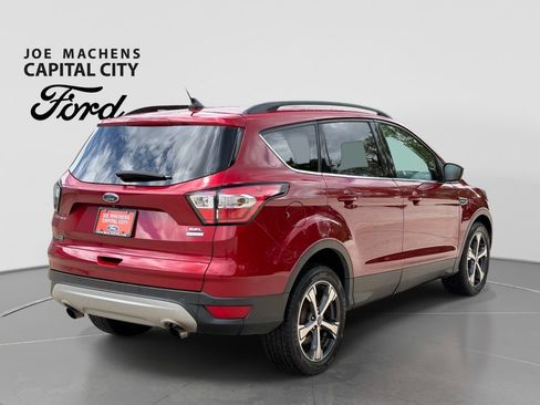 Used 2018 Ford Escape SEL w/ Ford Safe & Smart Package FWD image 5