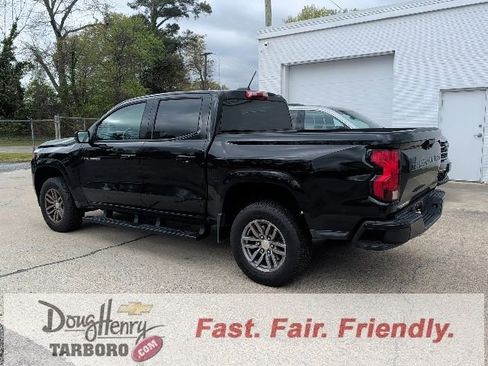 Used 2023 Chevrolet Colorado LT image 3